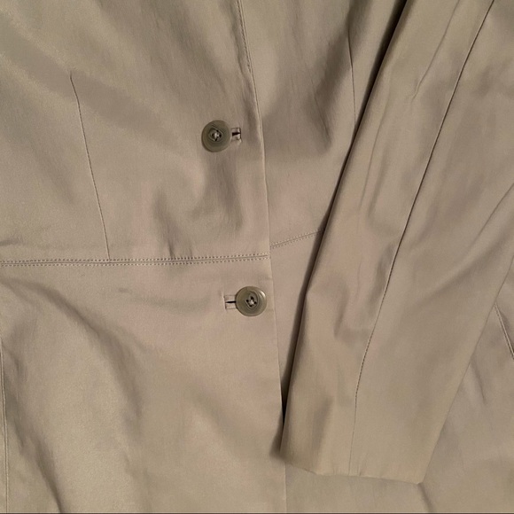 Long jacket & skirt set - Picture 7 of 10